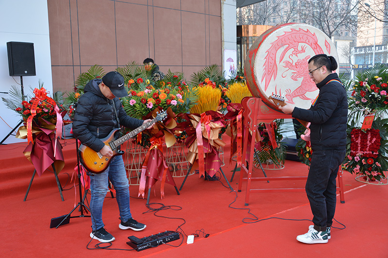 開業(yè)現(xiàn)場(chǎng)